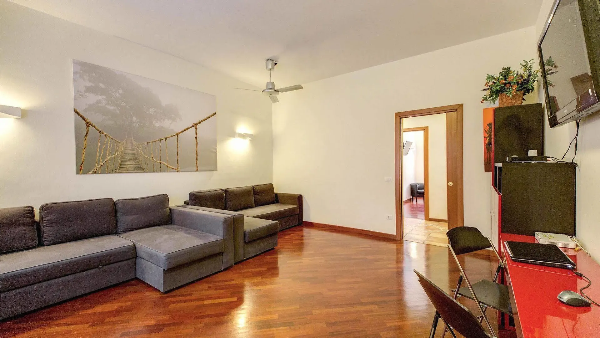 Easy In Rome Apartments Hotel