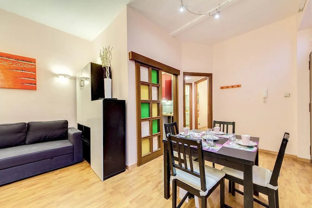 Easy In Rome Apartments 2*,